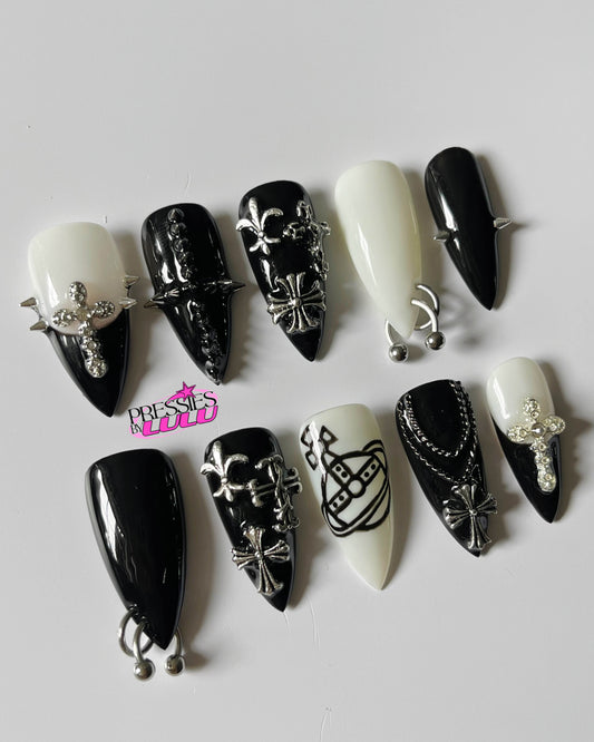 Pierced VW Set